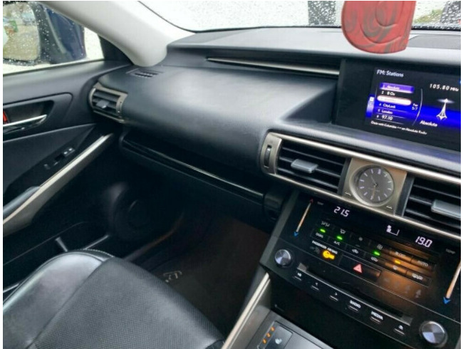 2014 Lexus IS 2.5L Petrol Hybrid 4dr