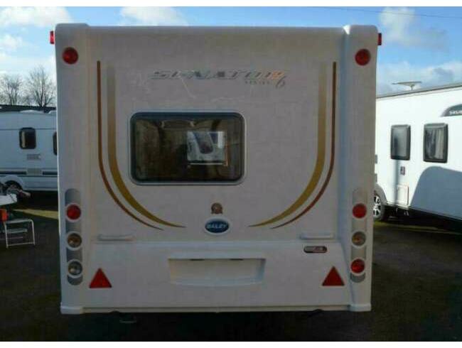 2008 Bailey Senator S6 Carolina - 6 Berth - Rear Fixed Bunks