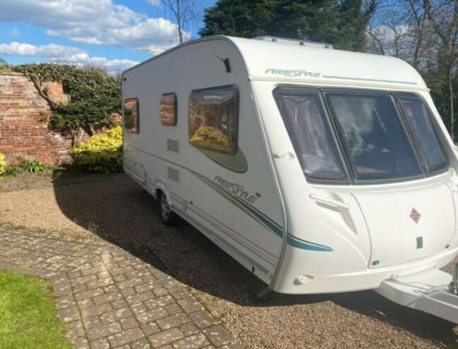 2005 Abbey Freestyle 540 Se, 4 Birth