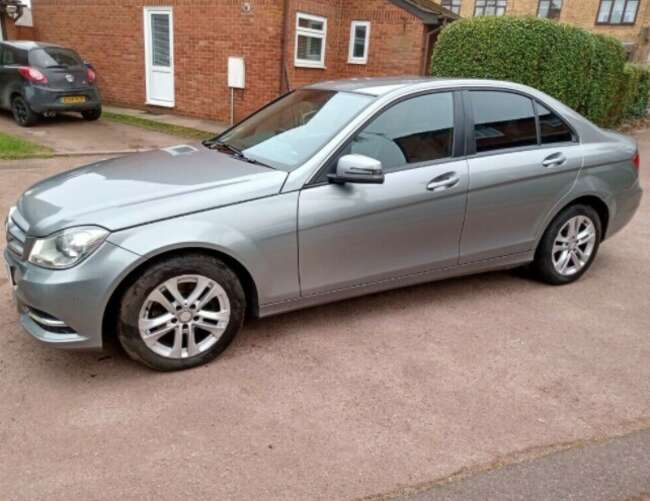 2013 Mercedes-Benz C Class Saloon 4dr