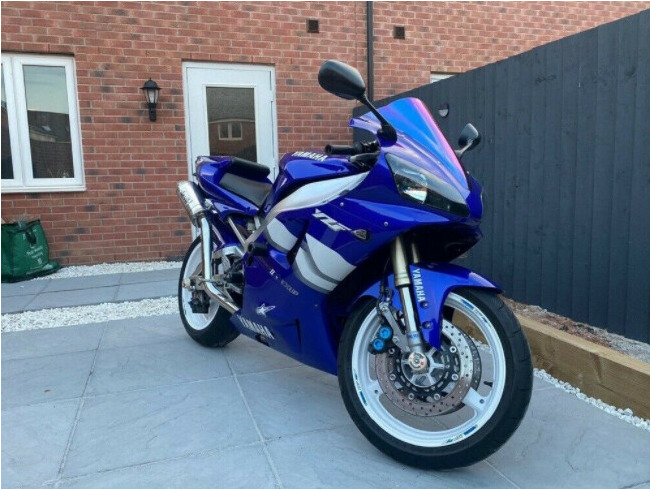 2000 Yamaha YZF 998 (cc)