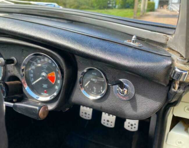 1973 MGB Roadster