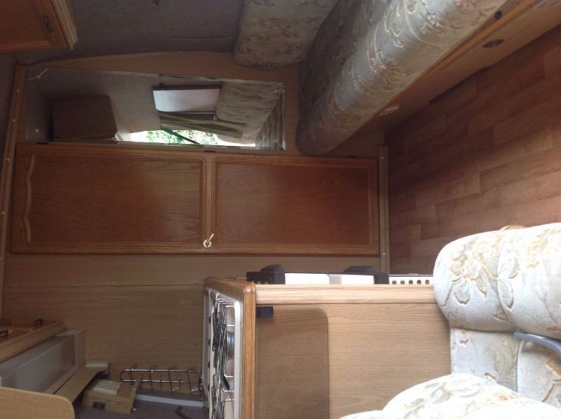 2003 Ford Camper Van image 3