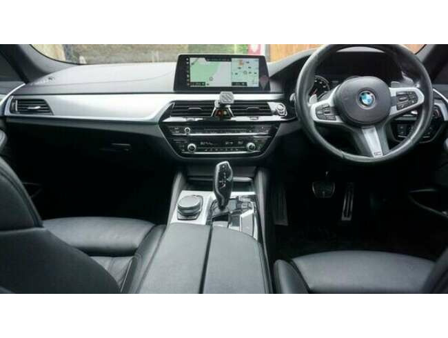 2017 BMW 5 Series - Saloon - Semi-Auto 4 Doors