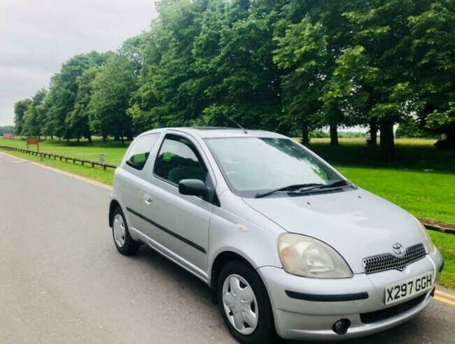2001 Toyota Yaris Automatic - 12 Month Mot Ideal First Car