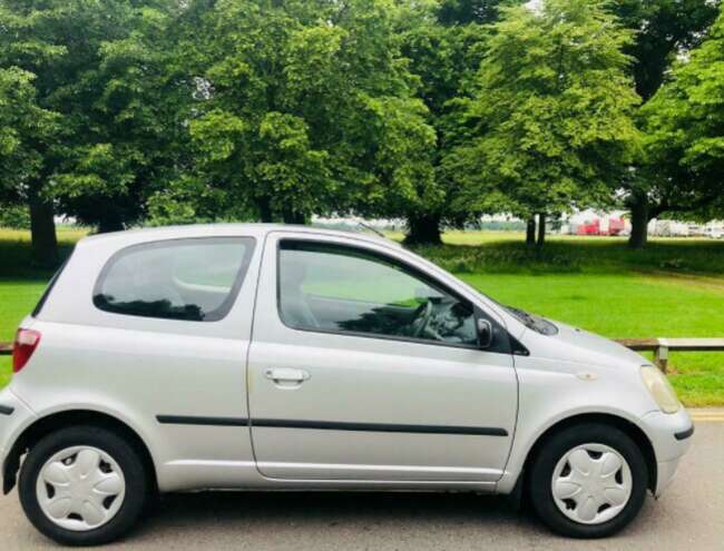 2001 Toyota Yaris Automatic - 12 Month Mot Ideal First Car