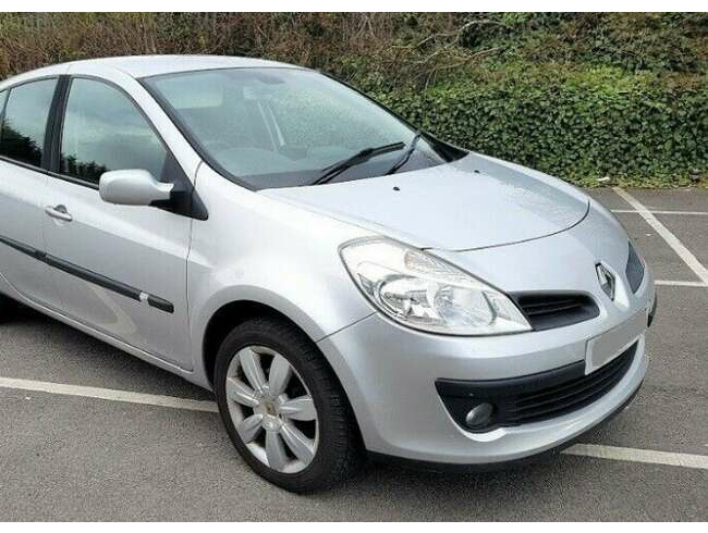 2009 Renault Clio 1.5 Dci £30 Tax Full Service History 5dr