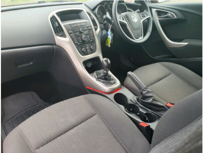2011 Vauxhall Astra Excite 1398cc