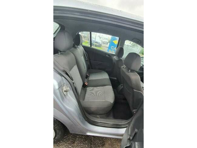 2011 Vauxhall Astra, Hatchback, Manual, 1364 (cc), 5 Doors