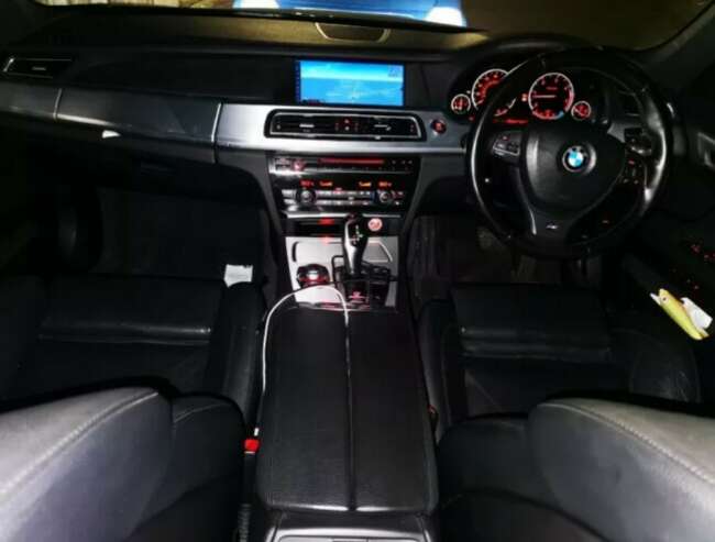 2010 BMW 7 Series, Saloon, Semi-Auto, 2993 (cc), 4 Doors