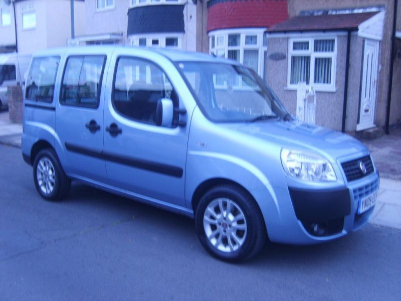 2009 Fiat Doblo 1.4 Dynamic Wheelchair Access image 1