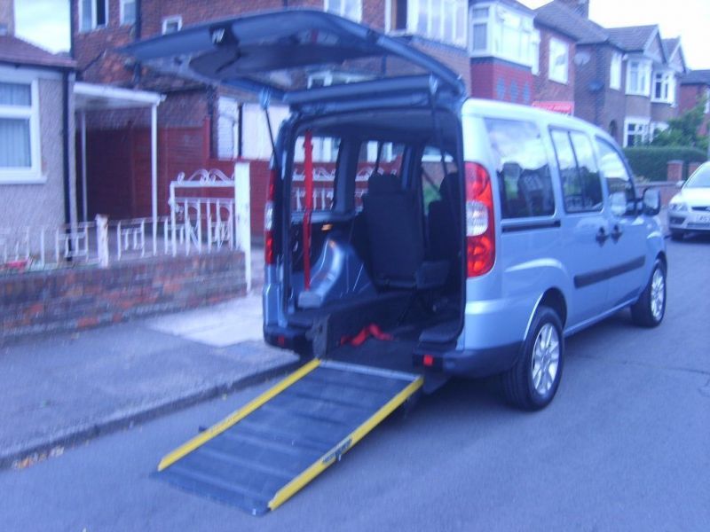 2009 Fiat Doblo 1.4 Dynamic Wheelchair Access image 2
