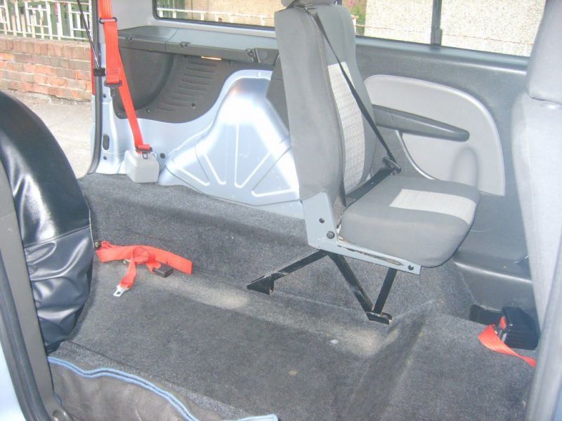 2009 Fiat Doblo 1.4 Dynamic Wheelchair Access image 5