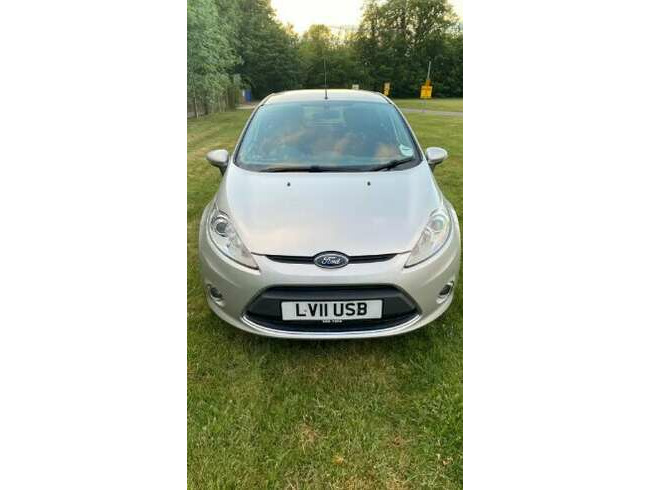 2011 Ford Fiesta 1.2 Zetec - Fsh - Stunning