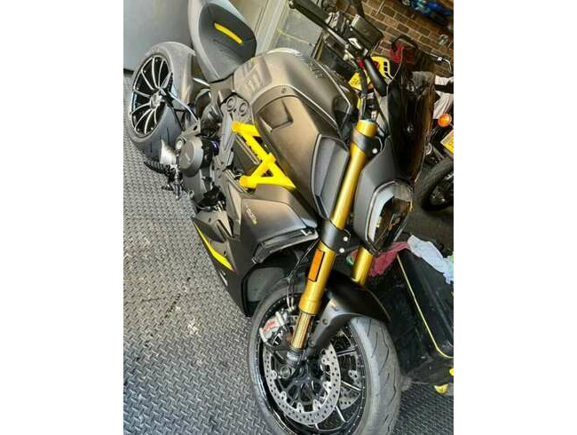 2021 Ducati Diavel Black & Steel, 1262 S (cc)