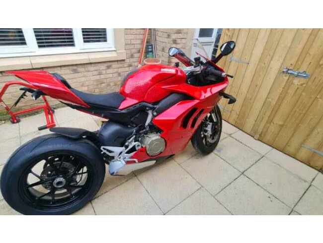 Ducati Panigale V4 Low Mileage Lots of Extras