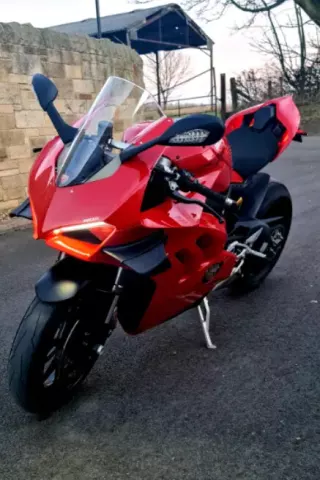 Ducati Panigale V4 Low Mileage Lots of Extras