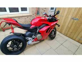 Ducati Panigale V4 Low Mileage Lots of Extras