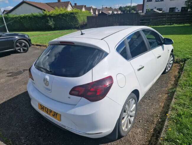 2013 Vauxhall Astra 1.6 Elite