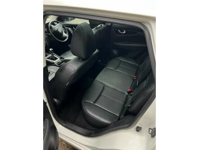 2014 Nissan QASHQAI, Tekna, Manual, 1461 (cc), 5 doors