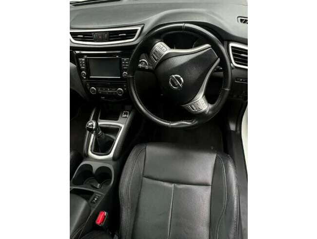 2014 Nissan QASHQAI, Tekna, Manual, 1461 (cc), 5 doors