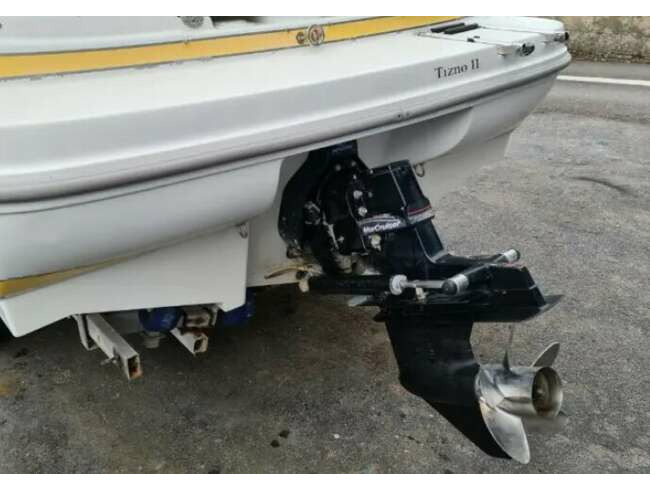 2005 Maxum 1800 Bowrider Speed Boat