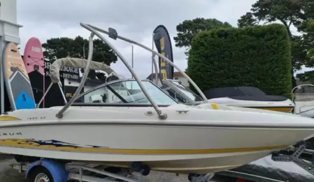 2005 Maxum 1800 Bowrider Speed Boat