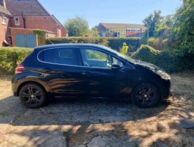 2012 Peugeot 208