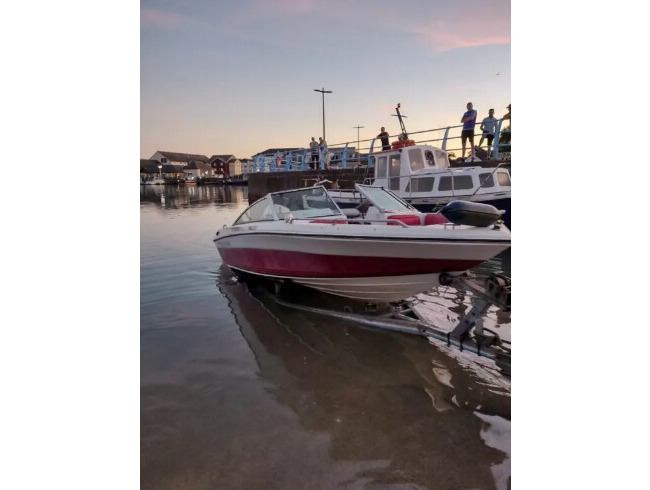 19 Foot Speed Boat 140Bhp Engine Just Been Serviced