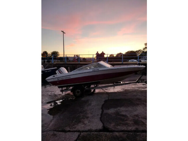 19 Foot Speed Boat 140Bhp Engine Just Been Serviced