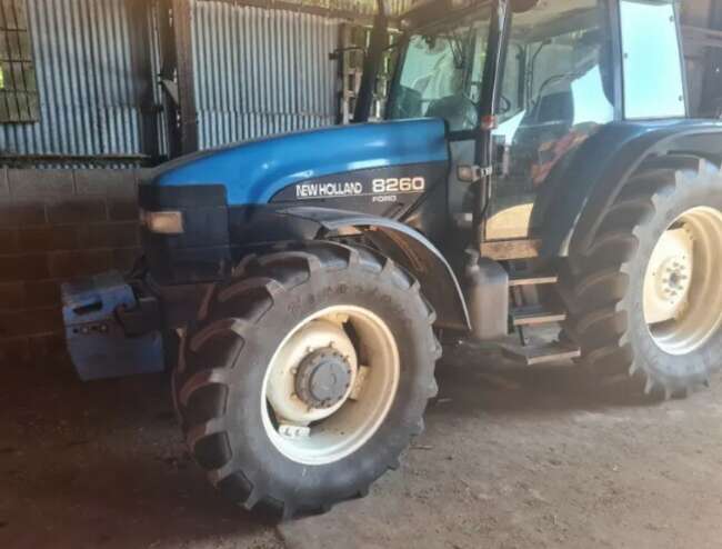 1997 New Holland 8260