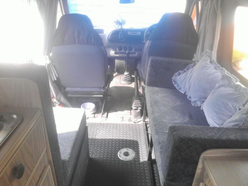 1996 Transit Campervan ideal for family weekends image 5