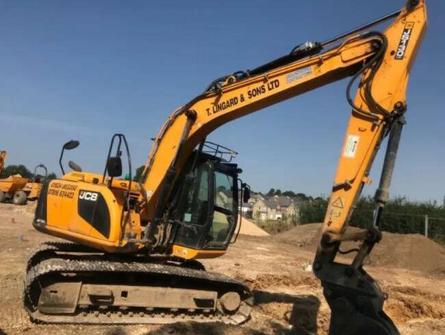 2014 JCB JS130LC