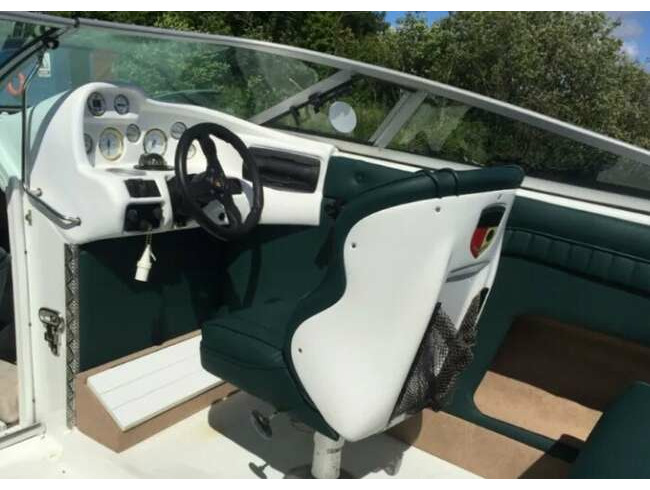 Mariah 211 Talari Cuddy Cabin Sports Boat