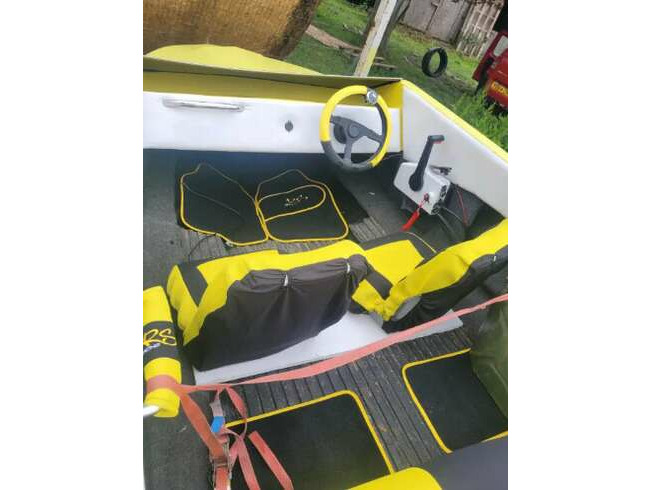 Speed Boat 16Ft £2000 Ono