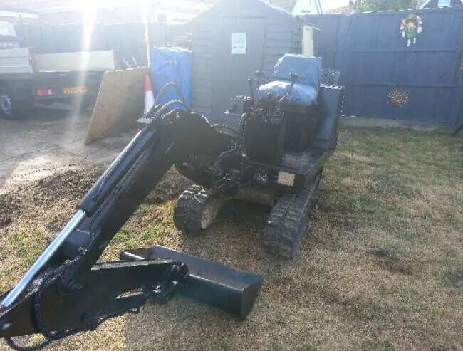 Pel Job Mini Digger