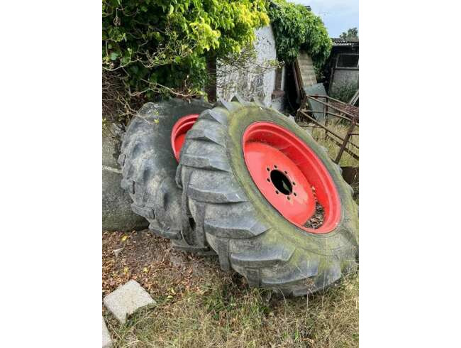 Zetor Crystal Tractor 8011