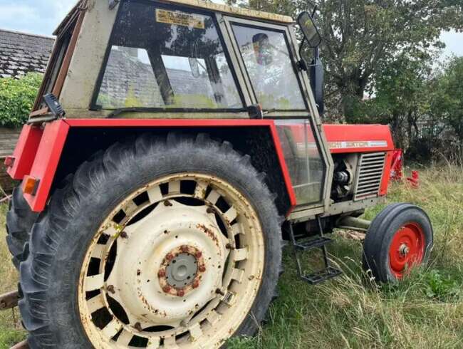 Zetor Crystal Tractor 8011