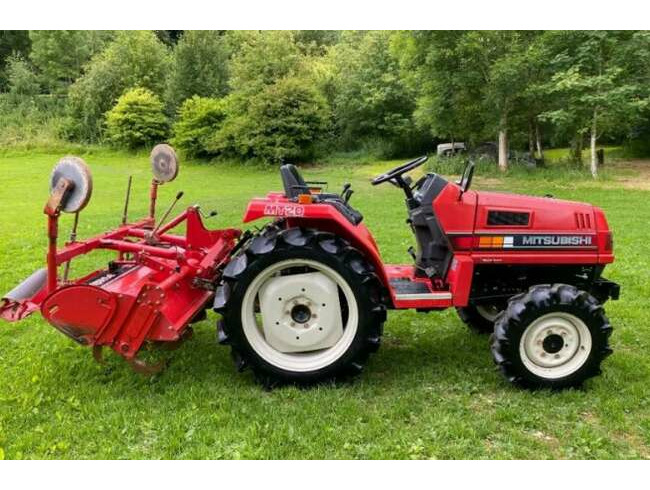 Mitsubishi MT20 4WD Compact Tractor & 1.4 meter Rotavator