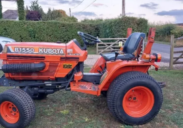 Kubota B1550 4WD Compact Tractor - lovely condition £3850 ono