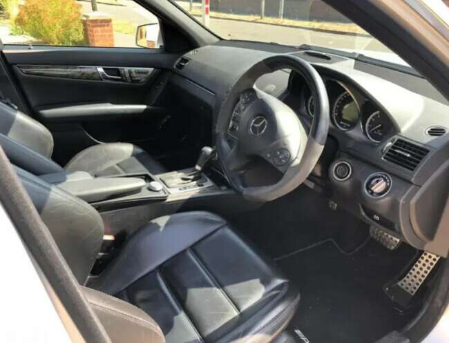 2010 Mercedes C63 AMG (Performance Pack)