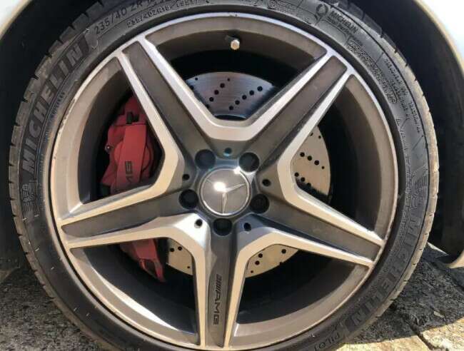 2010 Mercedes C63 AMG (Performance Pack)