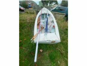 14 Ft Sailing Boat