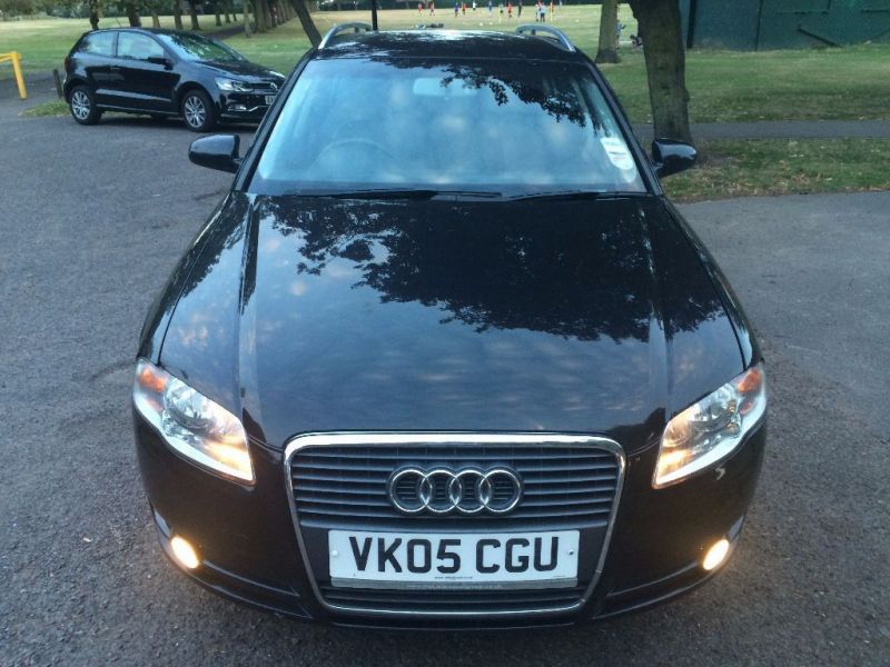 2005 Audi A4 Avant 2.0 petrol image 1