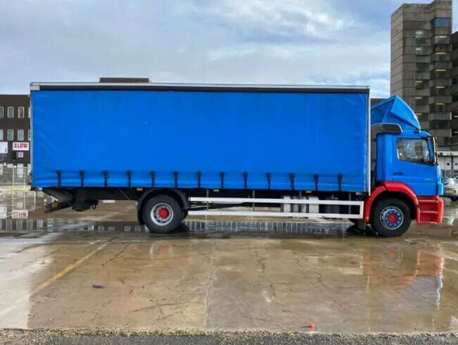 2011 Mercedes Axor 1824L Day Cab 18T Curtainside 29ft Anteo Tail Lift