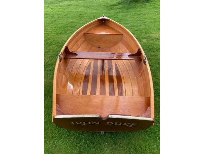 Nutshell Dingy - Very Good Condition, Rowing Boat