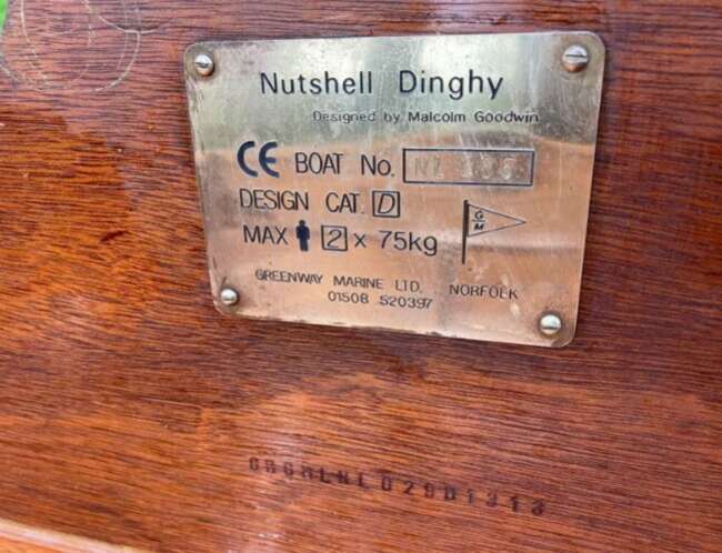 Nutshell Dingy - Very Good Condition, Rowing Boat