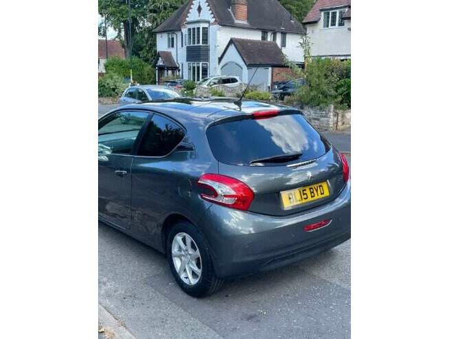 2015 Peugeot 208 1.2 Vti Puretech Style Full Panoramic Glass Roof