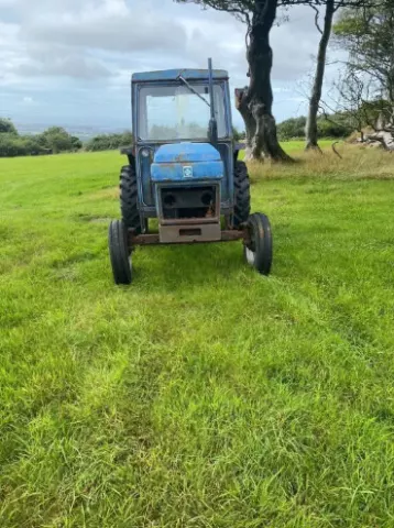 Leyland 245 Tractor