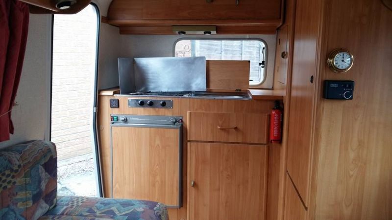 1997 Eriba Puck L good condition with full awning image 5